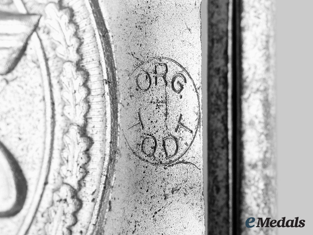 germany,_third_reich._a_rare_organisation_todt_belt_buckle_m20_00815_1_2