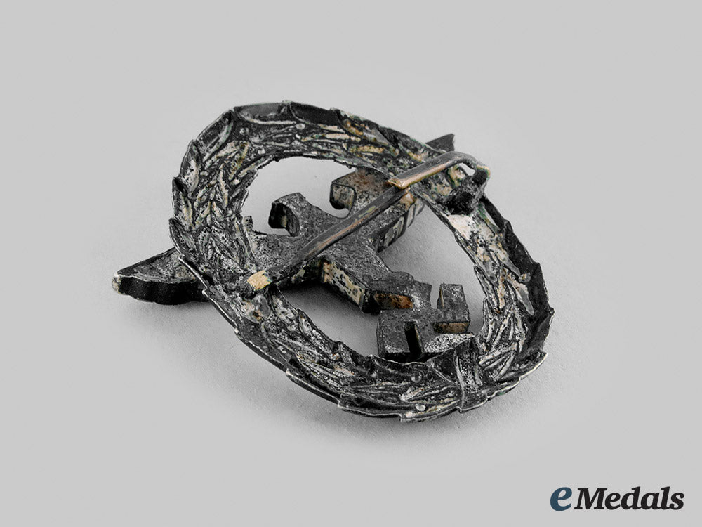 germany,_third_reich._a_pair_of_cap_insignia_m20_00848_1_1
