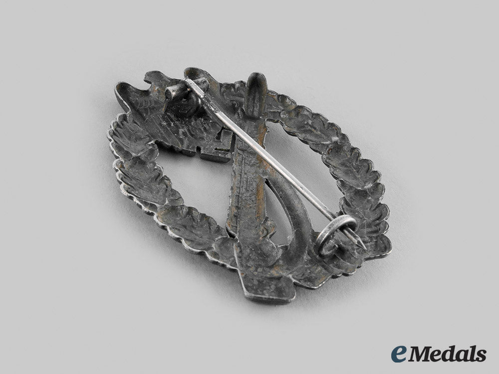 germany,_wehrmacht._an_infantry_assault_badge,_silver_grade_m20_01136
