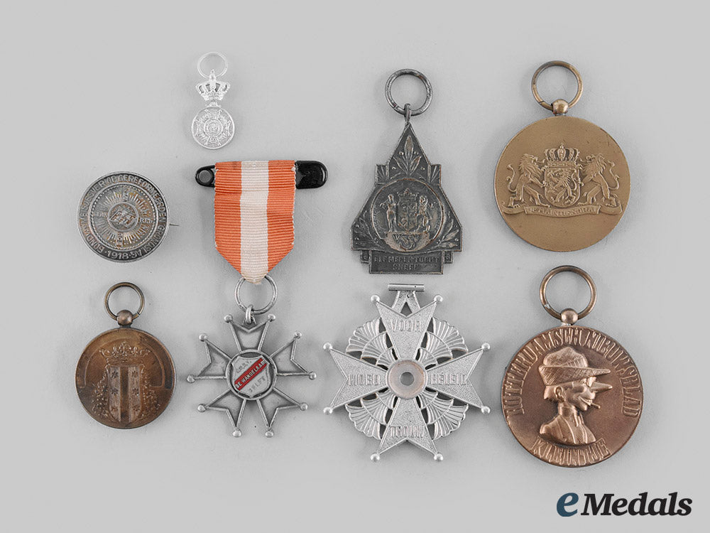 netherlands,_kingdom._a_lot_of_seventeen_items_m20_01230_2