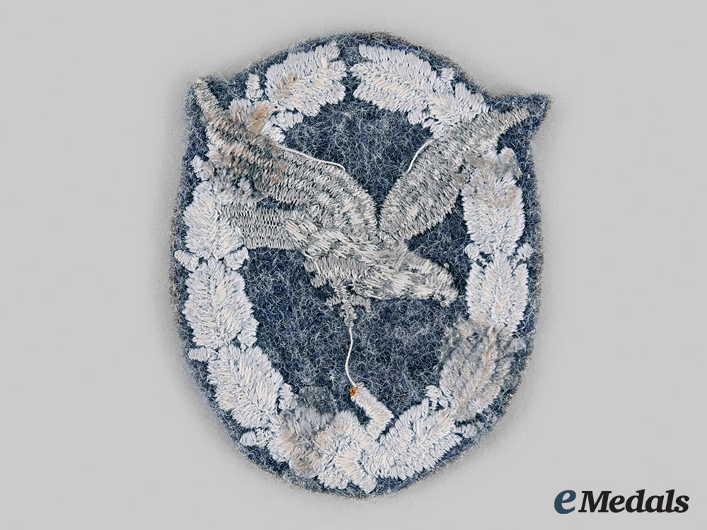 germany,_luftwaffe._an_air_gunner_badge,_cloth_version_m20_01595