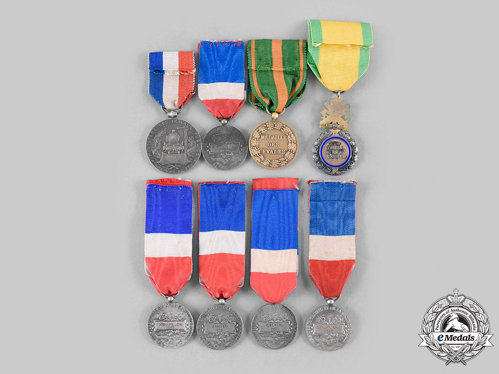 france,_third,_fourth_and_fifth_republics._a_lot_of_eight_awards_m20_160_emd6074_1