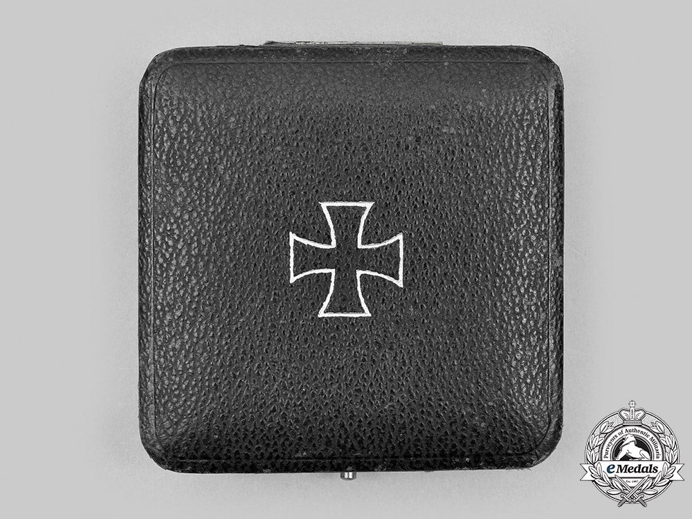 germany,_wehrmacht._a1939_iron_cross_i_class,_with_case_m20_1855_mnc6109_1