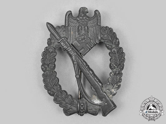 germany,_wehrmacht._an_infantry_assault_badge,_silver_grade,_by_wilhelm_hobacher_m20_2561_mnc3328_1