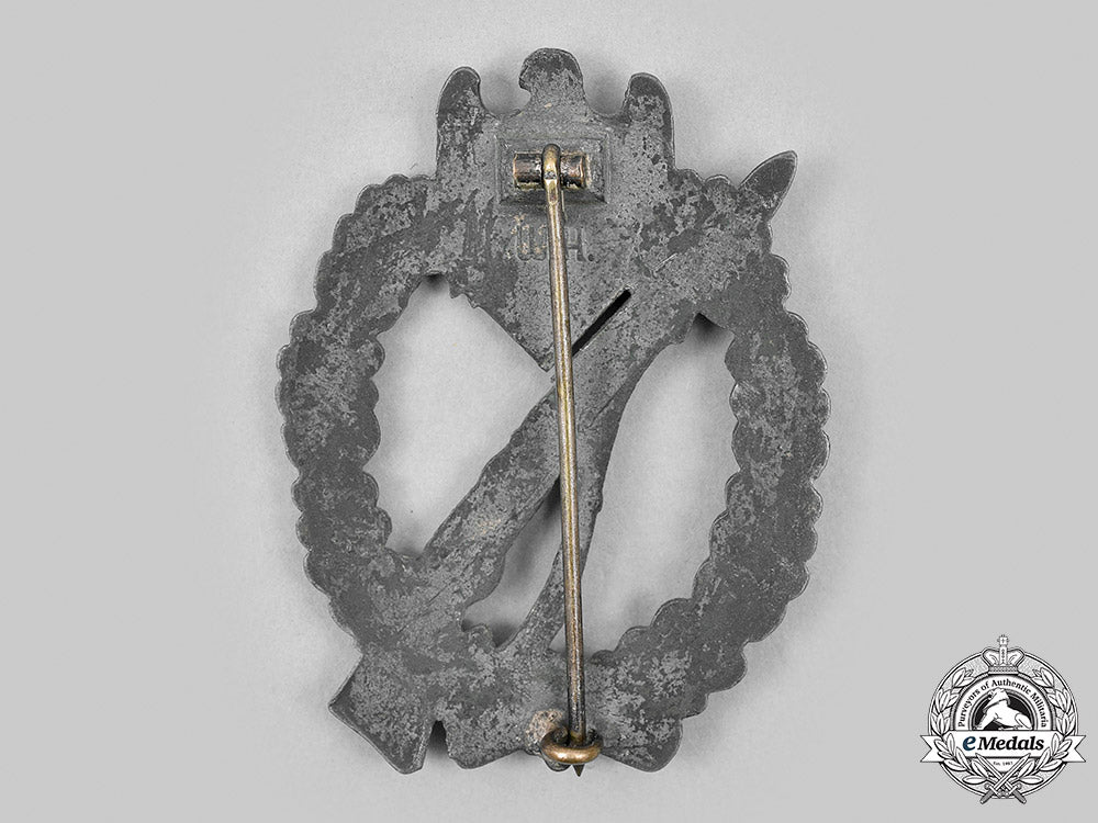 germany,_wehrmacht._an_infantry_assault_badge,_silver_grade,_by_wilhelm_hobacher_m20_2562_mnc3330_1