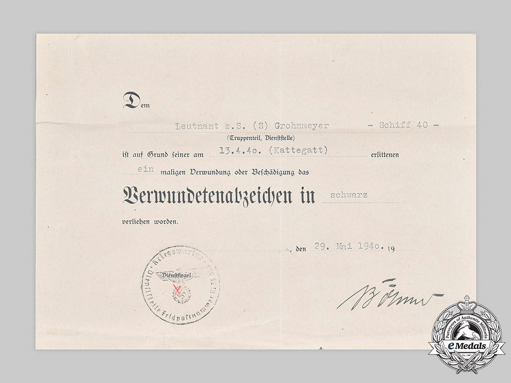 germany,_kriegsmarine._a_black_grade_wound_badge_with_document,_to_leutnant_zur_see_s._grohnmeyer_m20_2919_mnc8962