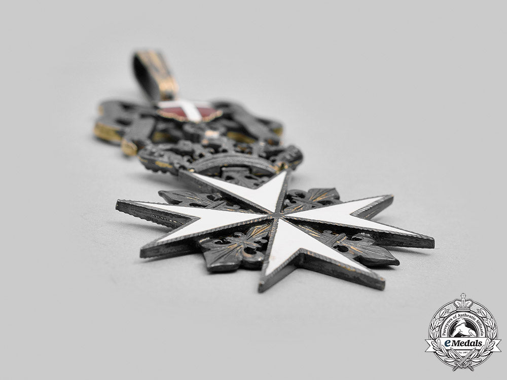 austria,_imperial._an_order_of_the_knights_of_malta,_badge_of_knight_of_magistral_grace_of_the_grand_priorate_of_bohemia_m20_3027_mnc9381_1