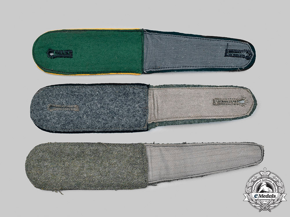 germany,_heer._a_lot_of_shoulder_straps_m20_3394_mnc1328_1