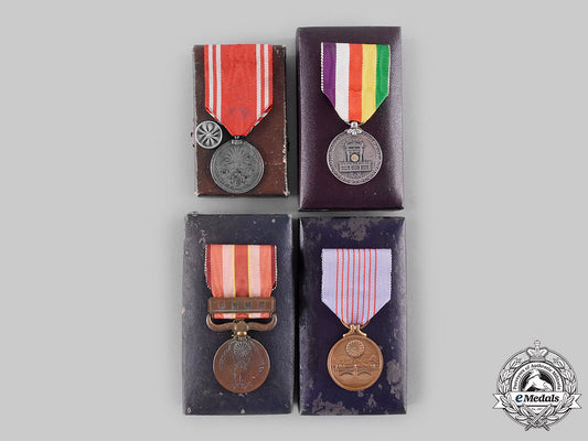 japan,_empire._a_lot_of_four_cased_medals_m20_380_emd5845_1