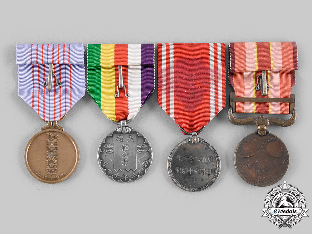 japan,_empire._a_lot_of_four_cased_medals_m20_382_emd6579_1