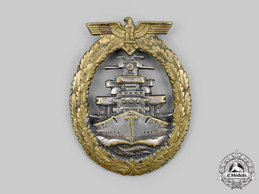 germany,_kriegsmarine._a_high_seas_fleet_badge,_type3,_by_schwerin_m20_499_mnc7459