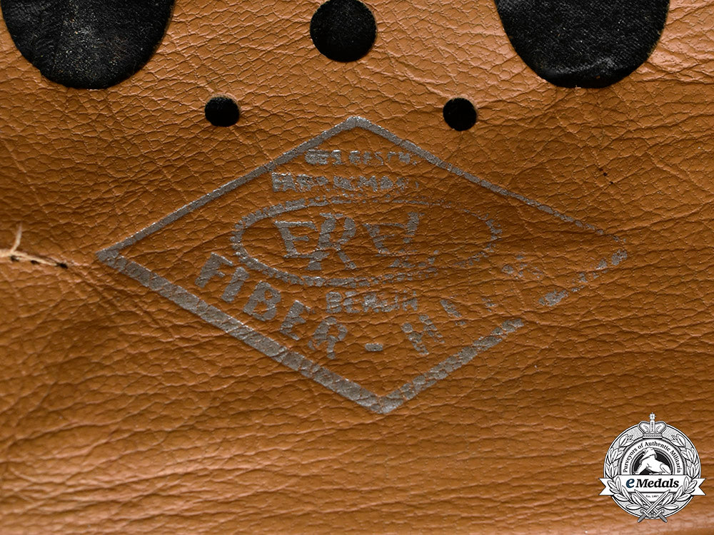 germany,_schutzpolizei._a_motorized_gendarmerie_motorcycle_crash_helmet,_by_robert_lubstein_m20_626_mnc6936_1