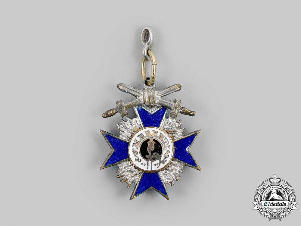 bavaria,_kingdom._an_order_of_military_merit_cross,_miniature_iii_class_with_swords,_c.1916_m20_959_mnc1150_1
