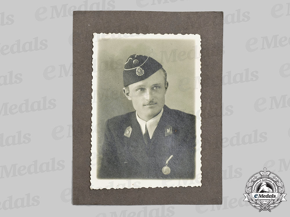 croatia,_independent_state._an_ante_pavelić_bravery_medal,_silver_grade_medal,_c.1941_m21_009