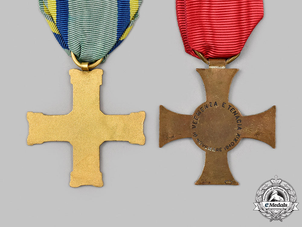 italy,_kingdom._two_second_war_italian_army_crosses_m21_51__mnc0003