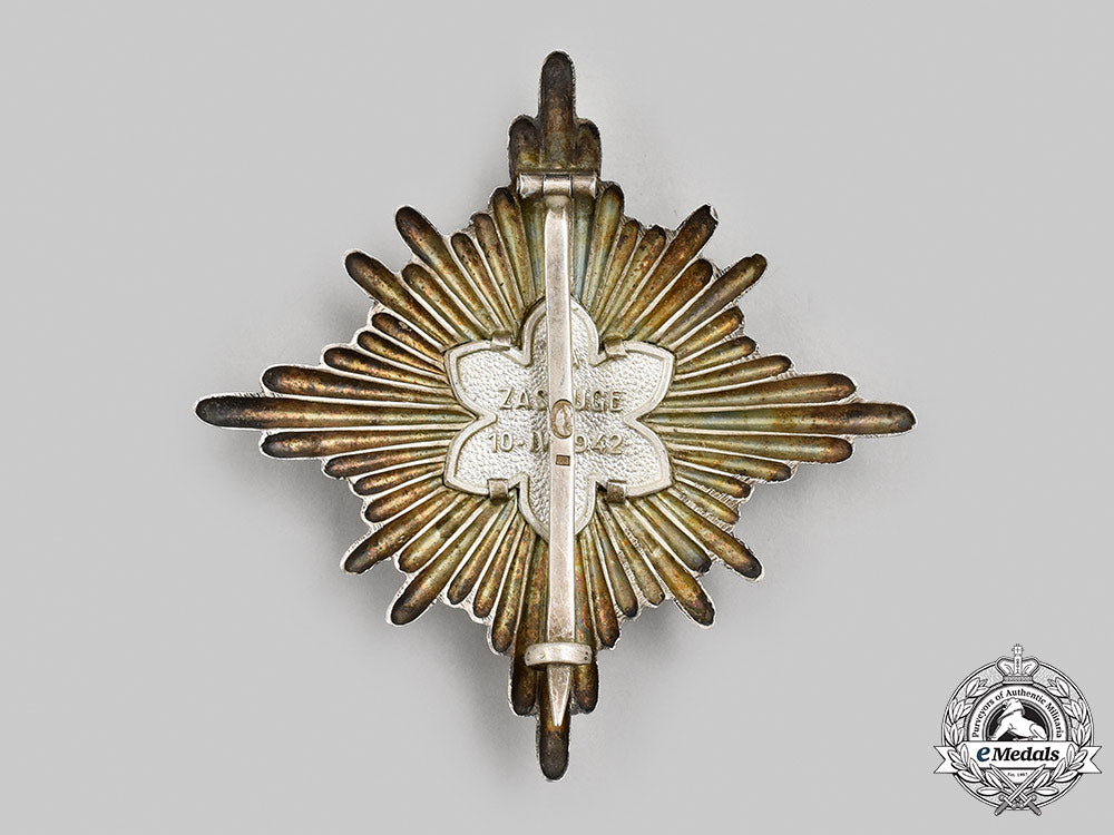 croatia,_independent_state._an_order_of_merit,_i_class_grand_officer_star,_moslem_ladies_version,_by_braca_knaus,_c.1942_m21_984_1