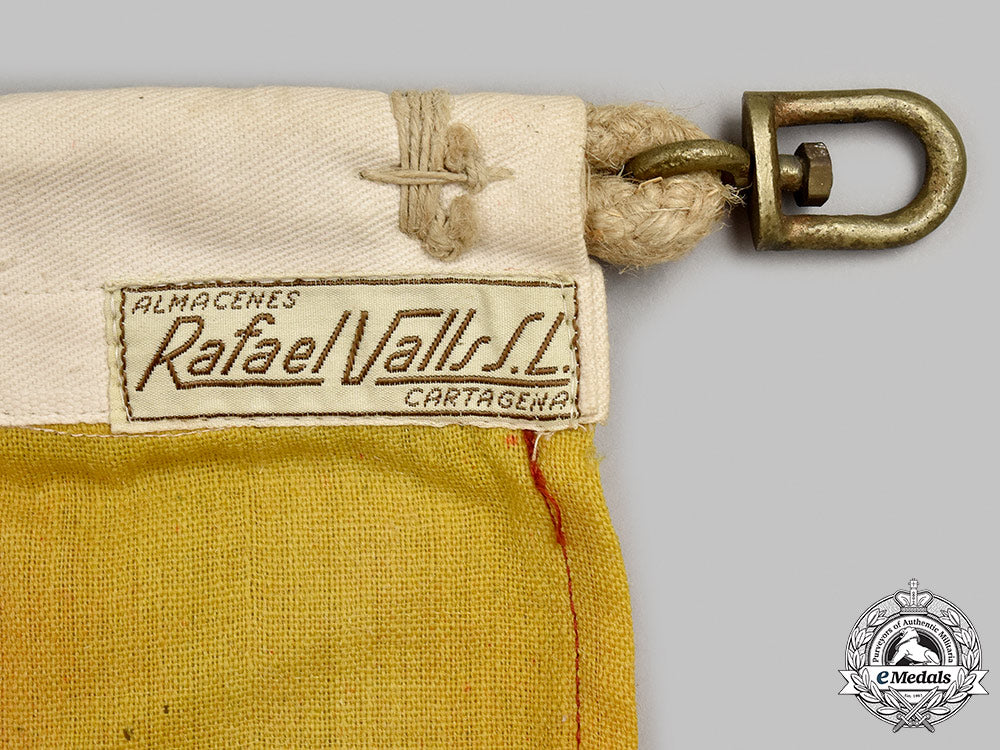 spain,_facist_state.the_personal_standard_flag_of_generalisimo_francisco_franco,"_caudillo"_m21__mnc2225_1