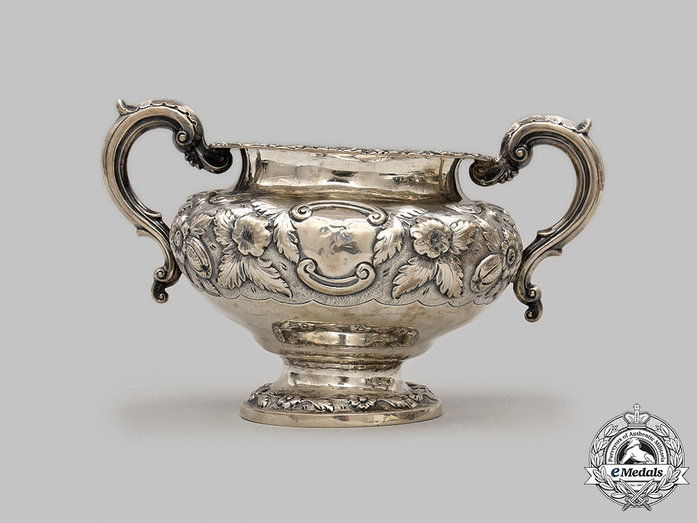united_kingdom._a_silver_tea_set,_by_william_hunter,_c.1855_m21__mnc2296_1