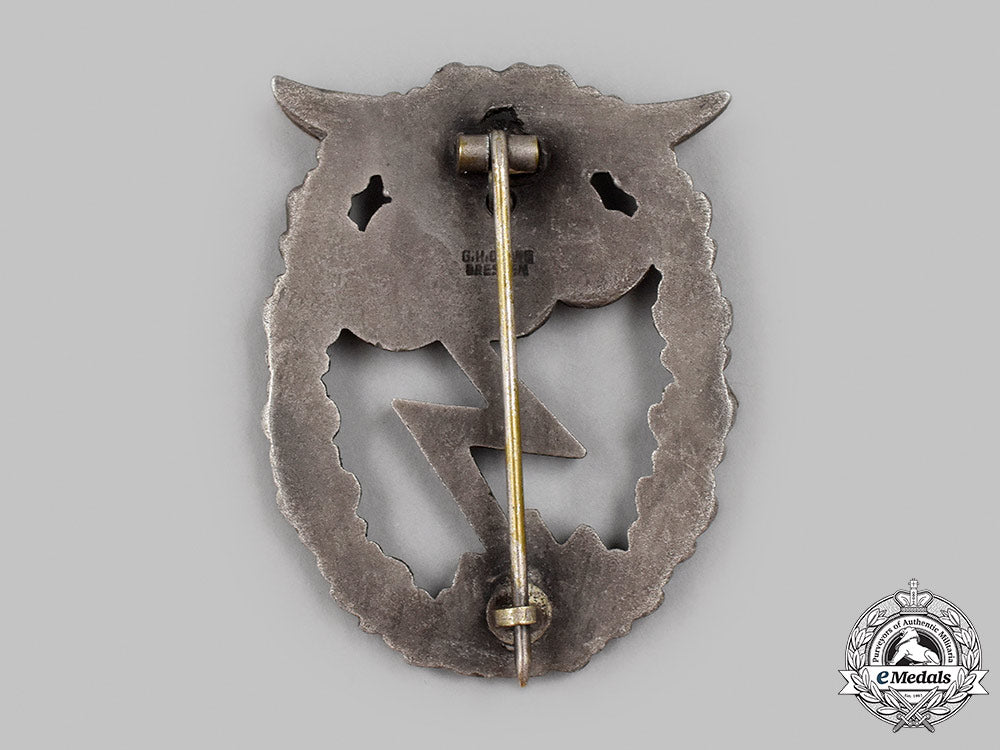 germany,_luftwaffe._a_ground_assault_badge,_by_g.h._osang_m21_mnc5512
