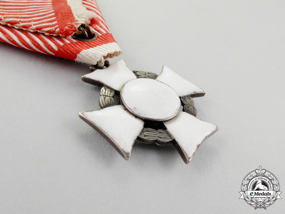 austria,_empire._a_military_merit_cross_with_war_decoration_m_342_2