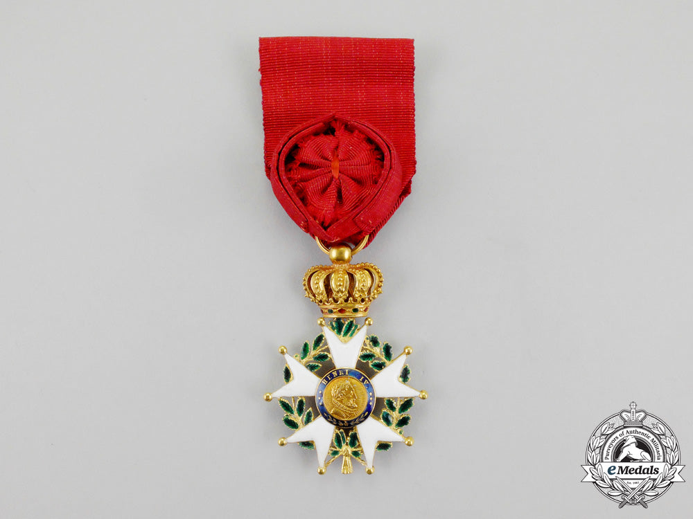 a_french_legion_d'honneur;_officer_in_gold,_july_monarchy,_c.1830-1838._m_365_1
