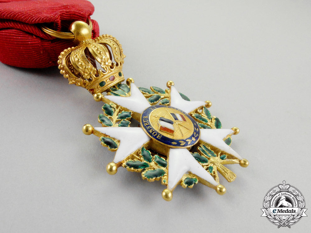 a_french_legion_d'honneur;_officer_in_gold,_july_monarchy,_c.1830-1838._m_368_1
