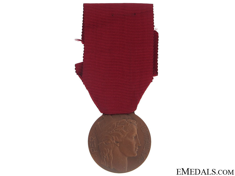merit_medal_for_volunteers_of_the1940-45_war_merit_medal_for__5114206d24a12