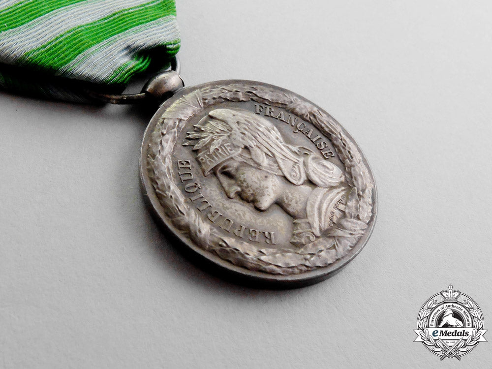 france._a_madagascar_expedition_medal,_first_version(1883-1886)_mm_000268