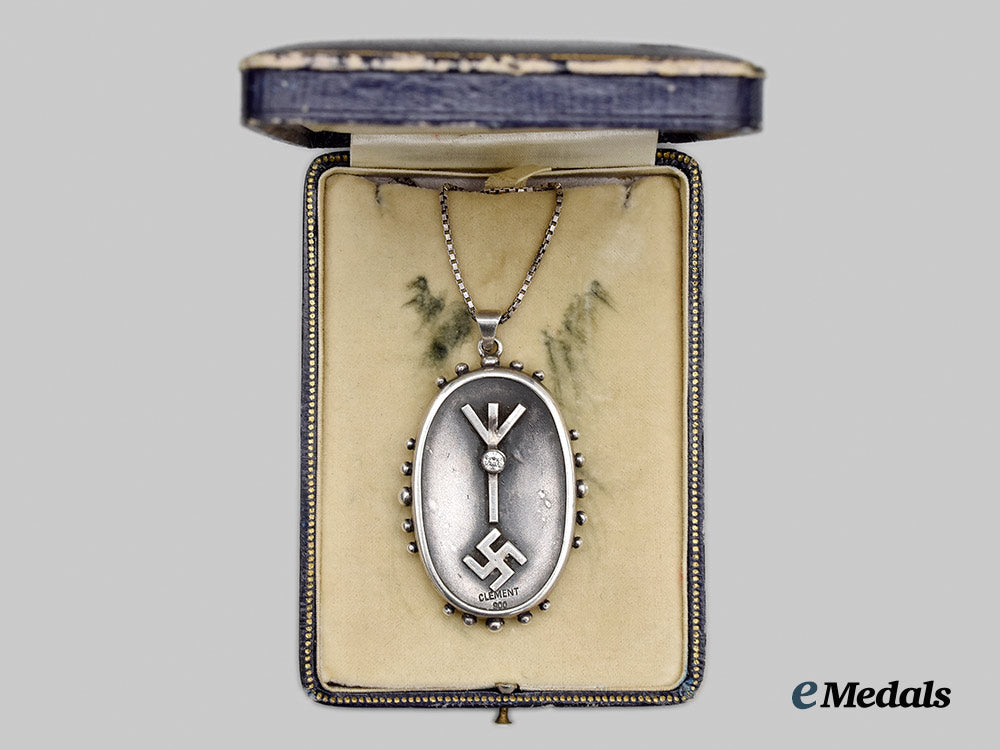 germany,_third_reich._a_rare_silver_and_diamond_germanic_folk_art_necklace,_with_case__mnc0444_1_1_1