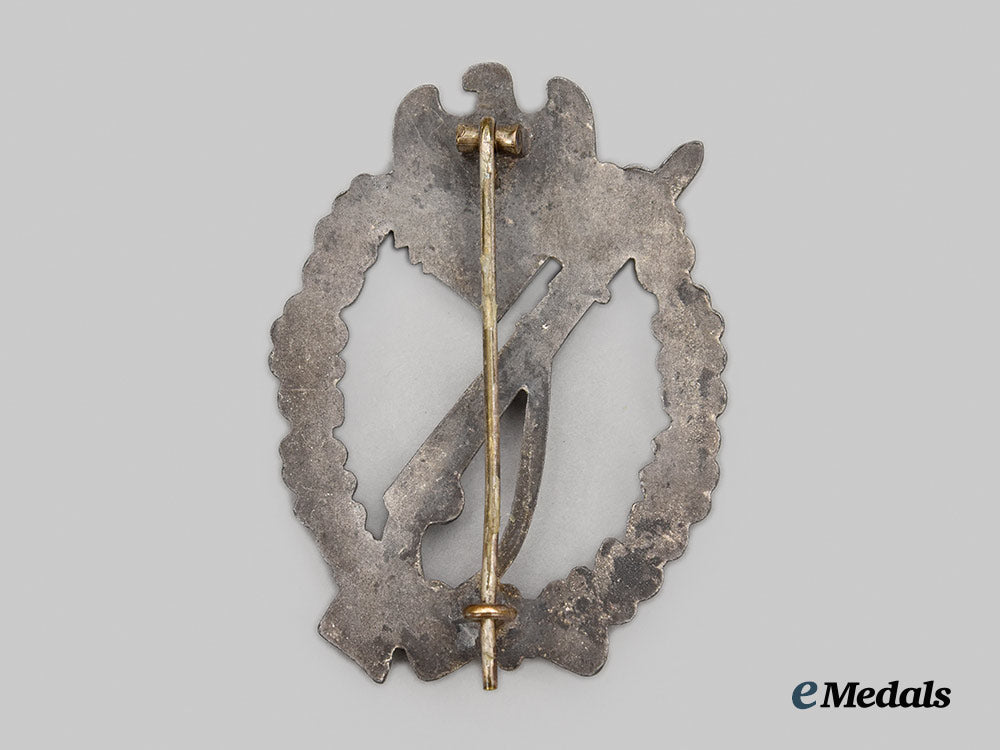 germany,_wehrmacht._an_infantry_assault_badge,_silver_grade__mnc2126-_1_