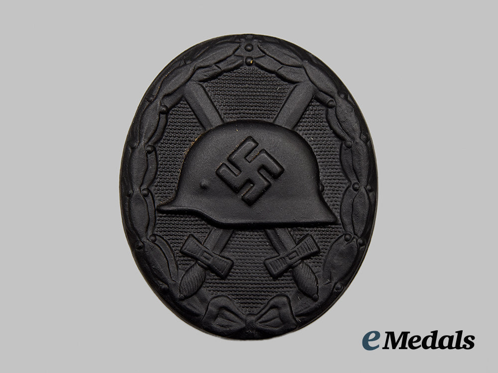 germany,_wehrmacht._a_mint_black_grade_wound_badge,_by_the_vienna_mint__mnc4935