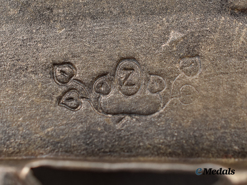 czechoslovakia,_republic._a_tank_assault_crew_badge,_c.1940__mnc5350