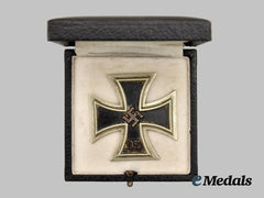 Germany, Wehrmacht. A 1939 Iron Cross I Class, With Case, By Paul Meybauer