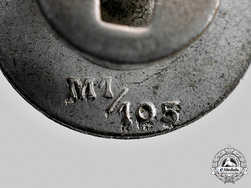 germany,_nsdap._a_membership_badge,_by_hermann_aurich__mnc6654