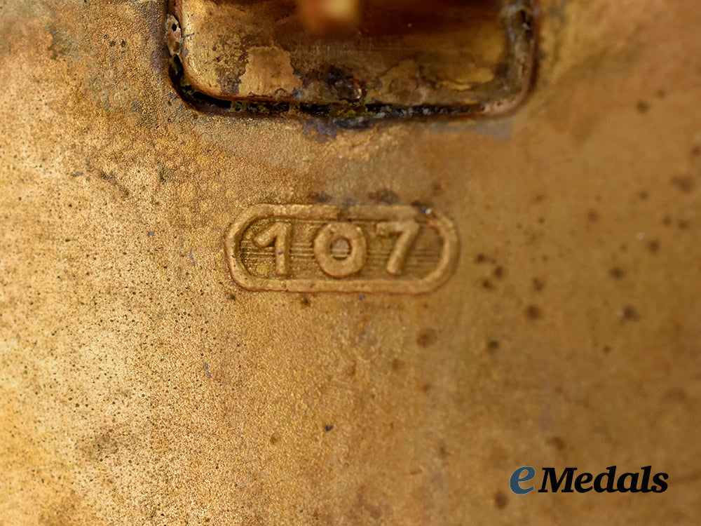 germany,_wehrmacht._a_gold_grade_wound_badge,_by_carl_wild__mnc6771