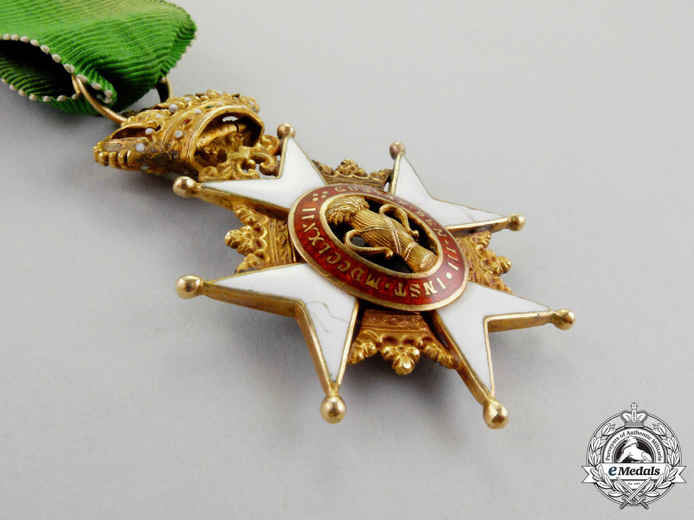 sweden._an_order_of_vasa_in_gold;_knight's_badge_n_043_1