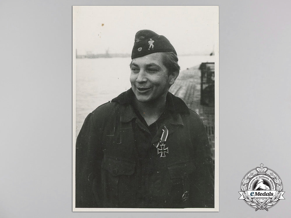 knight’s_cross_award_ceremony_photos_of_korvettenkapitän_eitel-_friedrich_kentrat,_u-8,_u-74_and_u-196_n_415