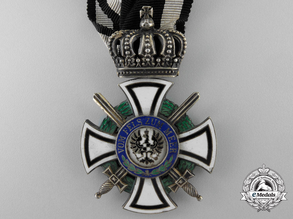 a_house_order_of_hohenzollern;_knight's_cross_with_swords_n_615