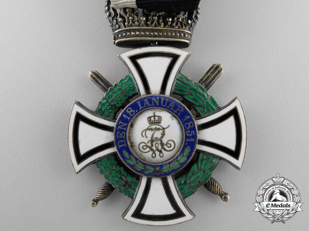 a_house_order_of_hohenzollern;_knight's_cross_with_swords_n_616