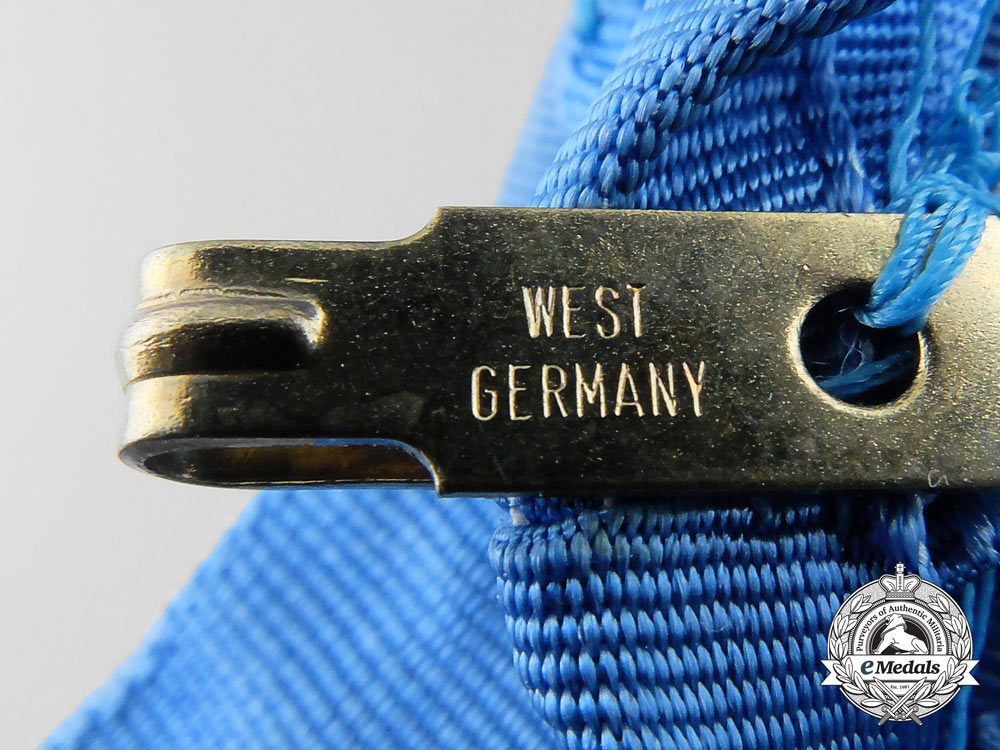 an_american_navy_medal_of_honor;_west_germany_issue_o_300