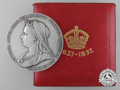 A Queen Victoria Diamond Jubilee Silver Medal 1837-1897 With Case