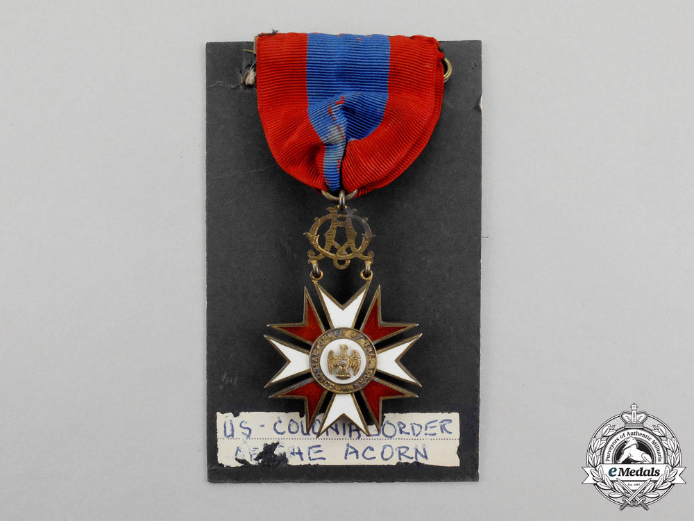 united_states._an_american_insignia_of_the_colonial_order_of_the_acorn_badge_o_964_1