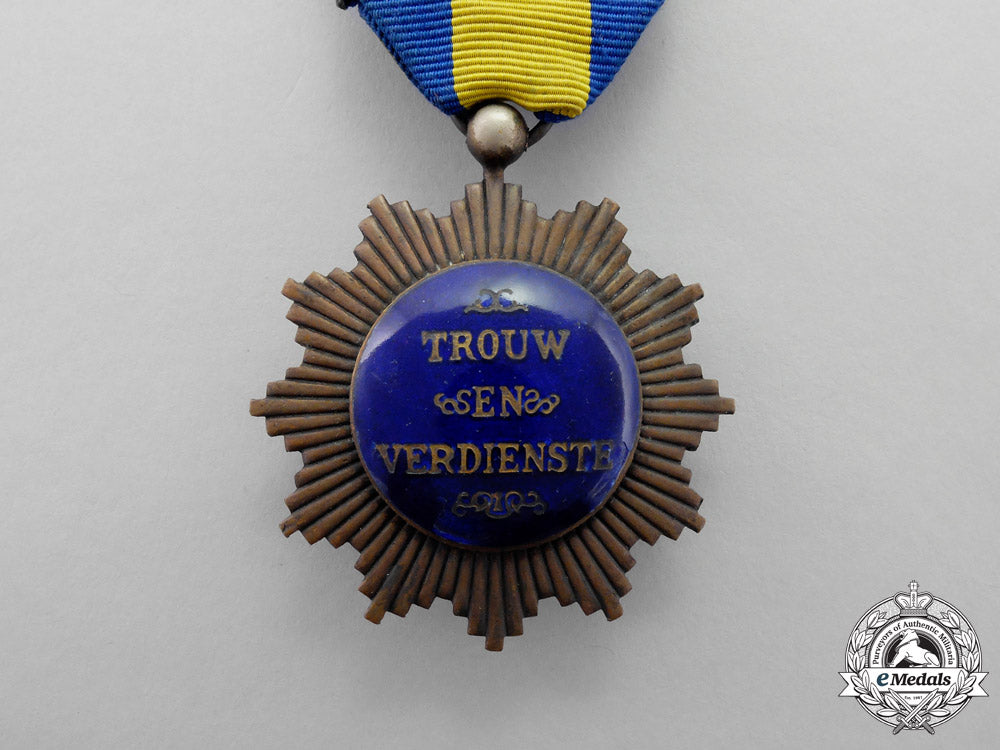 netherlands._a_civilian_star_for_loyalty_and_merit,_bronze_star_p_071_2_1
