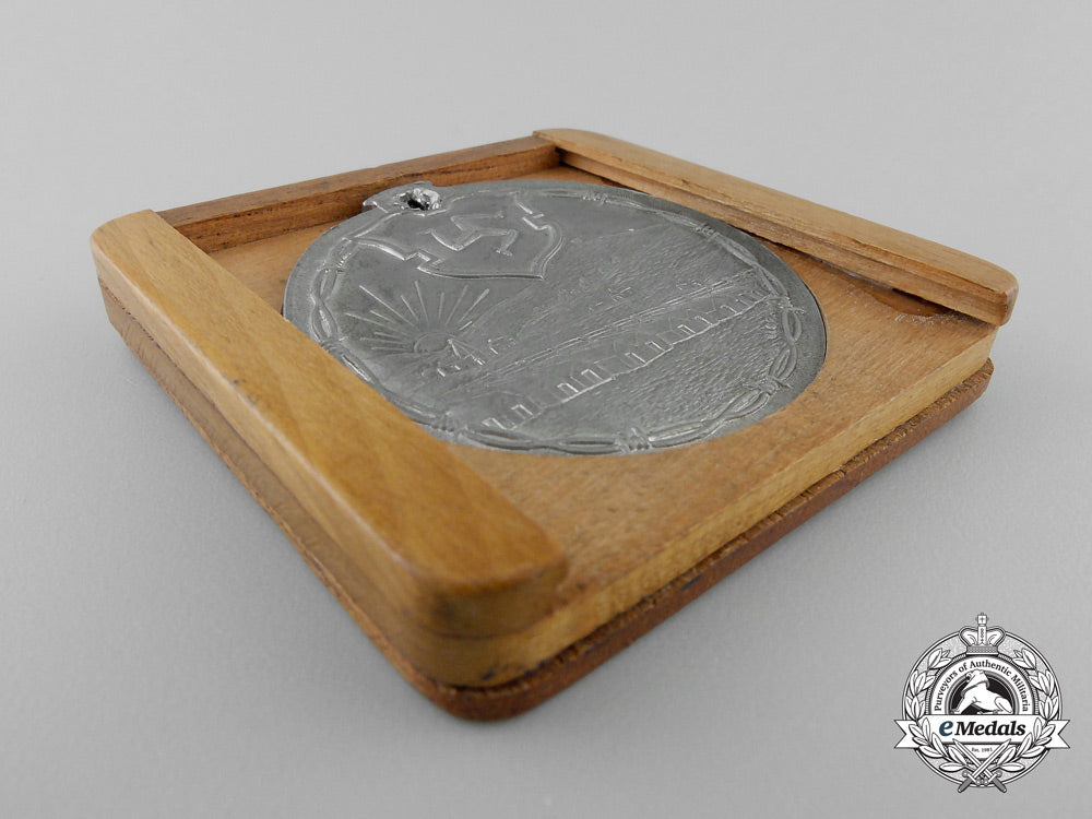 a_first_war_knockaloe,_isle_of_man_german_prisoner_of_war_camp_medal_p_339