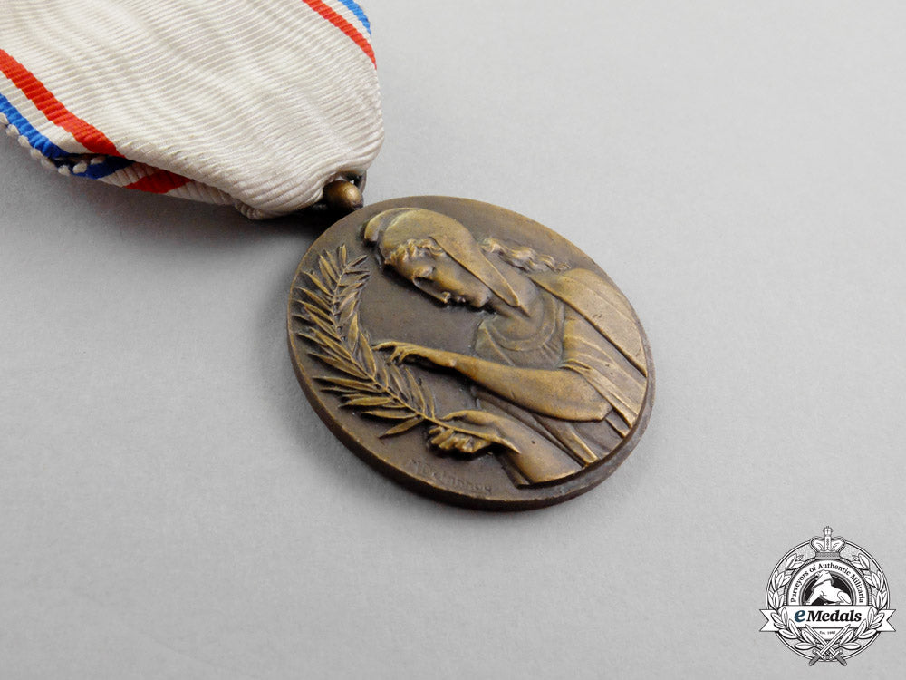 france._four_awards&_decorations_p_490_1