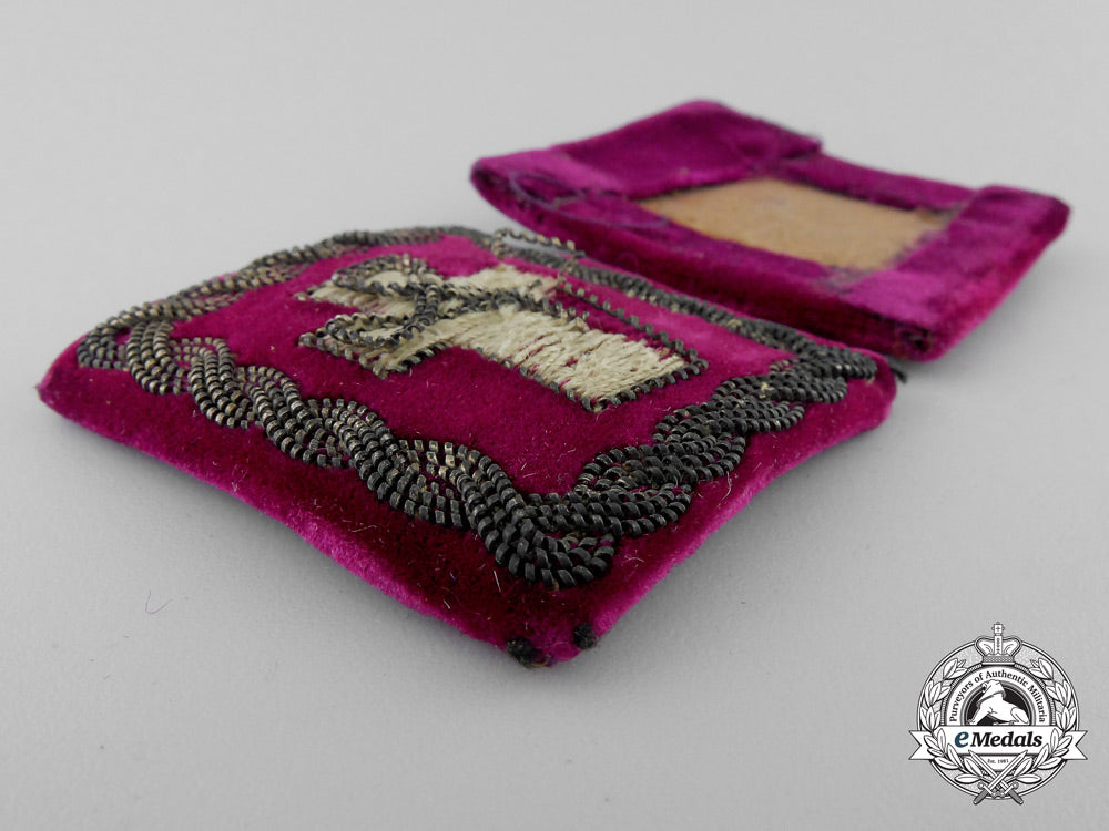 croatia,_independent_state._a_set_of_military_clergymen_of_christian_confession_collar_tabs_p_691_2