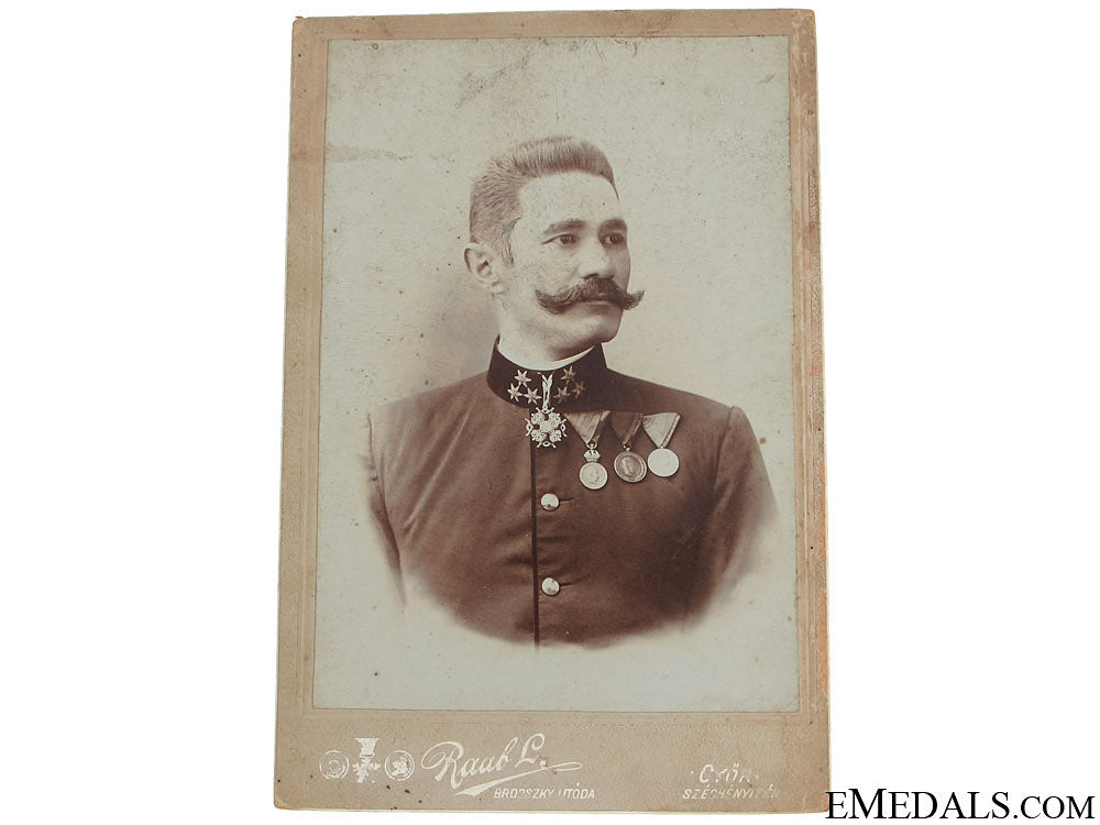photo_of_austrian_officer_wearing_st._stanislaus_photo_of_austria_515af54a23790