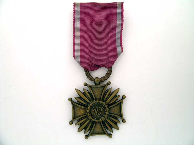 cross_of_merit_pl121001