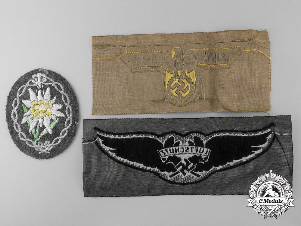 three_second_war_german_cloth_items&_insignia_q_169