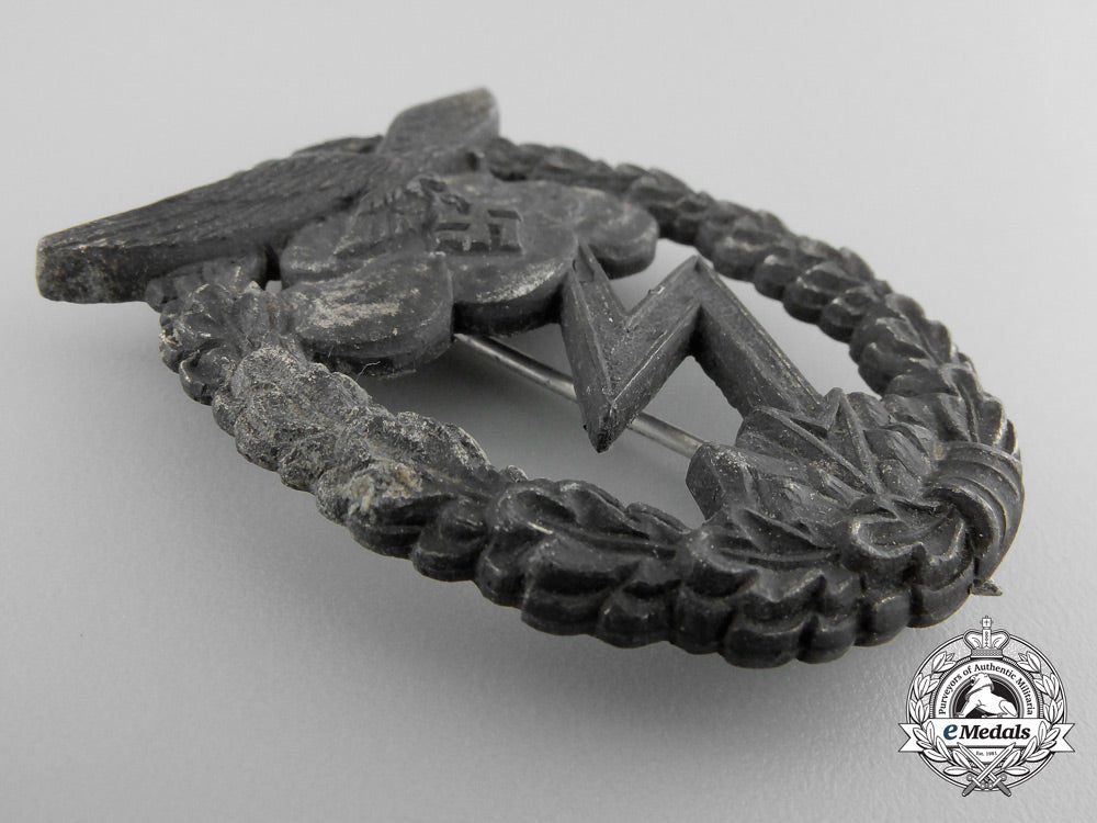 a_luftwaffe_ground_assault_badge_q_525